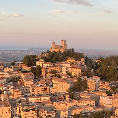 La Famosa Dimora Ambasciatore Saint-Marin Extérieur photo
